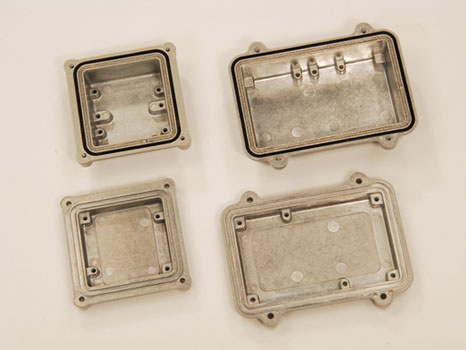 Sealed diecast aluminium boxes